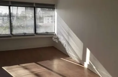 Sala comercial à venda na Avenida Protásio Alves, 3149, Petrópolis, Porto Alegre