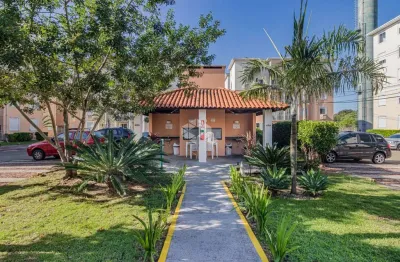 Apartamento de 3 dormitórios(1suíte), 2 banheiros, sacada, pátio privativo, 1 vaga de garagem.