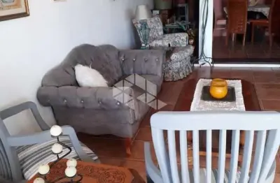 Casa de 3 dormitórios e 2 vagas - centro - imbé - rs