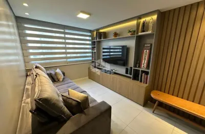 Apartamento 3 dormitórios sendo 1 suíte e vaga para 1 carro coberto.