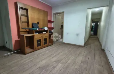 Apartamento garden com 2 dormitórios bem localizado no bairro jardim são pedro.