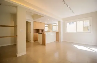 Apartamento de 2 quartos e 1 vaga de garagem no bairro petrópolis em porto alegre.