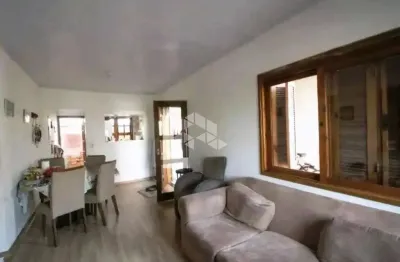 Casa / 2 dormitórios / 1 suíte / 1 vaga / olaria / canoas