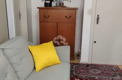 Ótima localização na av bento gonçalves, jk espaçoso no bairro partenon.