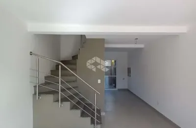 Casa em condomínio fechado com 2 quartos à venda na Rua Miguel Ascoleze, 125, Vila Nova, Porto Alegre