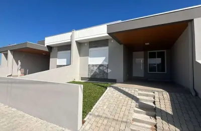 Casa geminada nova, com 2 dormitórios, no bairro linha santa cruz