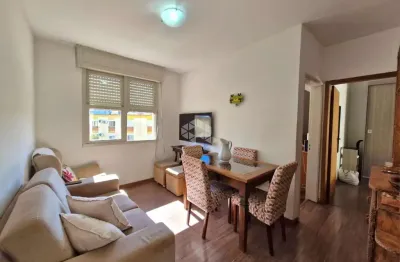 Apartamento de 2 dormitórios e 1 vaga de garagem, no bairro passo da areia, em porto alegre.