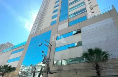 Apartamento com 4 quartos à venda na Rua 256, 203, Meia Praia, Itapema