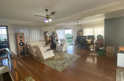 Cobertura de 3 Dormitórios, Suíte, 181,74 m² privativos, no bairro Tristeza, Zona Sul de Porto Alegre