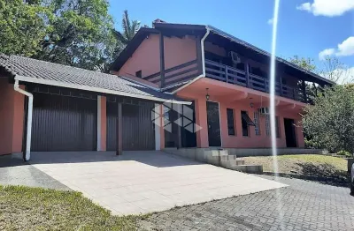Casa com 3 quartos à venda na Rua Florêncio Farias, 848, Belém Novo, Porto Alegre