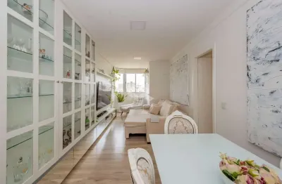 Apartamento de 3 dormitórios/quartos, 1 suite e vaga coberta escriturada no bairro santana