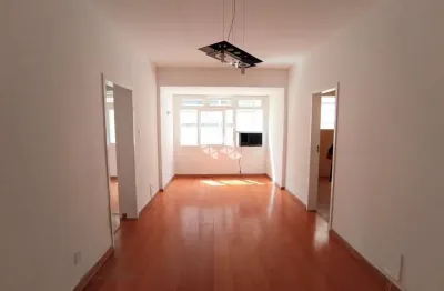 Apartamento com 97 m² e 3 dormitórios à venda no bairro bom fim