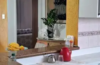 Apartamento com 01 dormitório, sala, cozinha, banheiro, vaga de garagem, 3* andar, próximo de vários comercíos .