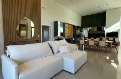 Casa à venda, com 4 dormitórios, 02 vagas/box, condomínio lagoa do passo, osório/rs