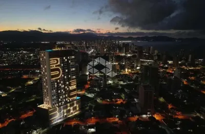 Apartamento com 2 suítes e 2 vagas de garagem em porto belo, 700m mar