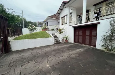 Casa com 3 quartos à venda na Rua Caracas, 126, Jardim Lindóia, Porto Alegre