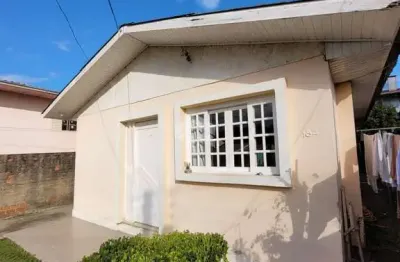 Casa com 02 dormitórios bairro cinquentenário em farroupilha