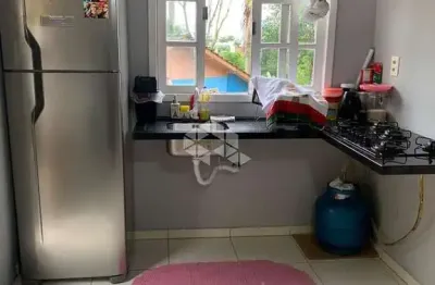 Casa com 02 quartos/dormitórios no bairro boa vista, em biguaçu- sc