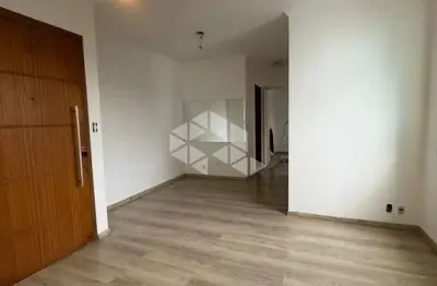 Apartamento a venda no condomínio ravena com 52m², 2 dormitórios e churrasqueira