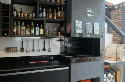Casa com 2 quartos à venda na Rua Irany de Oliveira Sant'Anna, 278, Hípica, Porto Alegre