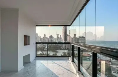 Apartamento 3 suítes, 2 vagas de garagem no centro de porto belo.