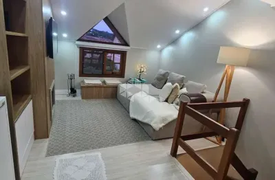 Casa em condomínio semi mobiliado no bairro camaquã