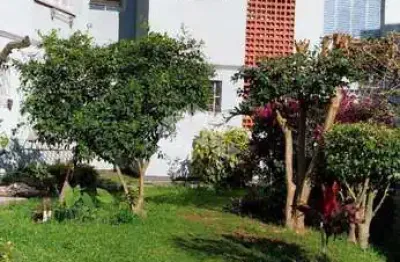 Apartamento reformado de 2 quartos no bairro santa terreza próximo a orla do guaiba