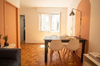 Apartamento de 1 dormitório com 1 vaga coberta e escriturada