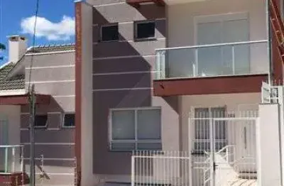 Casa com 3 quartos à venda na Rua Humberto Bassanesi, 284, Colina Sorriso, Caxias do Sul