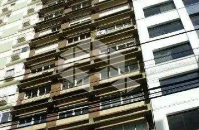 Apartamento de 02 dormitórios sendo 01 suíte no centro de caxias do sul