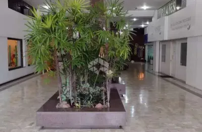 Sala comercial à venda na Rua Vinte e Quatro de Outubro, 1681, Auxiliadora, Porto Alegre