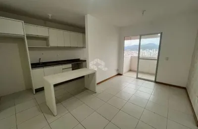 Apartamento à venda 2 quartos com sacada e churrasqueira próximo ao bistek da avenida das torres