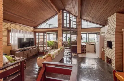 Bela cobertura 2 dormitorios 93m² privativos com 1 vaga coberta no centro em porto alegre