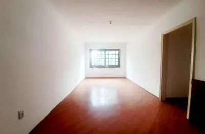 Apartamento à venda no bairro petrópolis, com 3 dormitórios, 1 suíte e vaga para 2 veículos