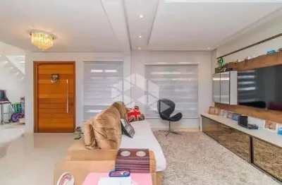 Casa sobrado com 3 quartos, sendo 1 suite, bairro moinhos de vento, canoas
