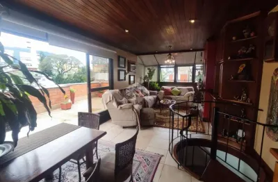 Cobertura 3 dormitórios, 1 suíte, 2 vagas escrituradas, bairro Petrópolis