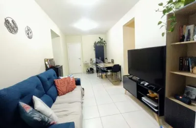 Apartamento no bairro areias, em são josé, sc, sacada, churrasqueira, 03 dormitórios sendo 01 suíte, 02 vagas de garagem.