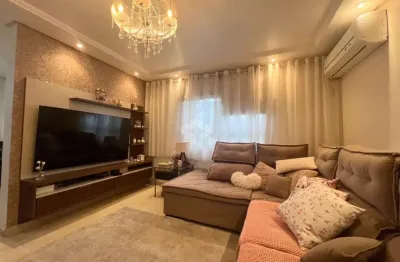 Casa sobrado de 190m², com 3 quartos, 1 suíte, 4 banheiros e 3 vagas no bairro moinhos de vento