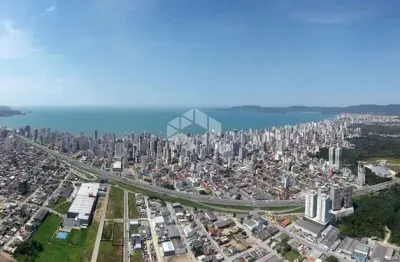 Apartamento pronto com 3 suítes e 2 vagas de garagem em itapema