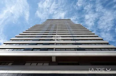 Apartamento com 3 suítes e 2 vagas de garagem em itapema pronto