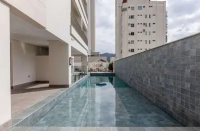 Apartamento 4 suítes e 3 vagas no centro de balneário camboriú