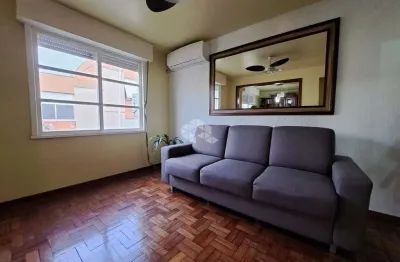 Apartamento com 3 quartos à venda na Avenida Jacuí, 608, Cristal, Porto Alegre