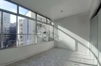 Sala comercial à venda no centro histórico de porto alegre / rs