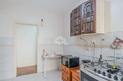 Apartamento de 2 dormitórios, vaga de estacionamento bairro menino deus.