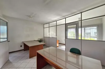 Sala/Conjunto Comercial no bairro Navegantes, em Porto Alegre.
