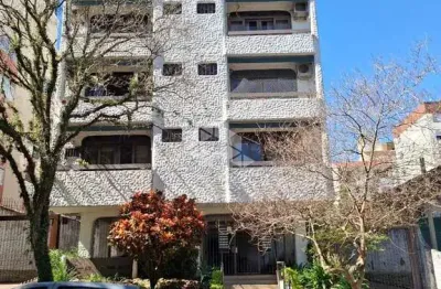 Apartamento 03 dormitórios e suíte, frente c/sacada e vaga coberta no Higienópolis.