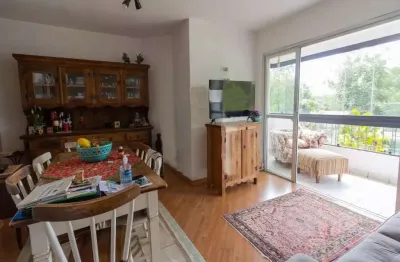 Apartamento à venda com 3 quartos e 2 vagas de garagem com 110m2