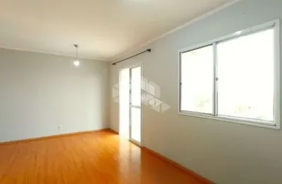 Apartamento à venda com 02 dormitórios / quartos e 01 box. sacada. ensolarado.