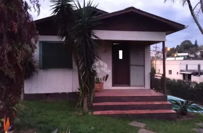 Casa 2 dormitórios, terreno de esquina com 360m² bairro santo afonso em novo hamburgo