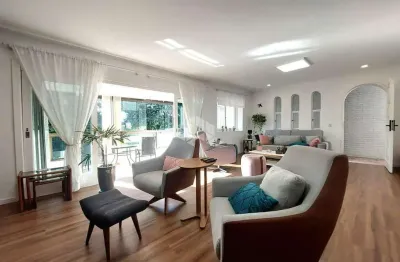 Casa com 4 quartos à venda na Rua Canto e Melo, 34, Nonoai, Porto Alegre